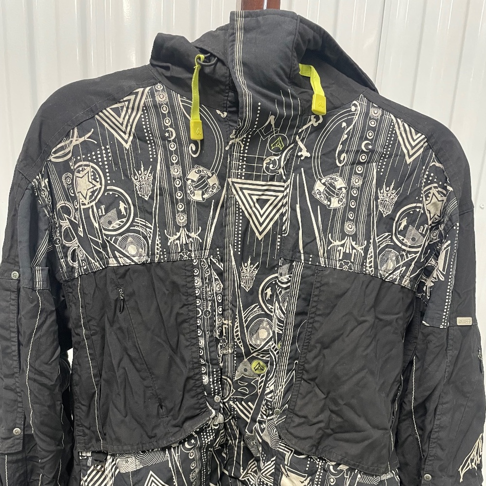 Snowboard jacket- brand Section
